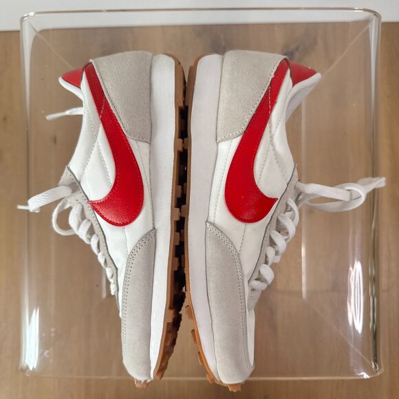 Nike Daybreak Sneakers Summit White & University Red Size 6.5 Retro Streetwear - Picture 5 of 16